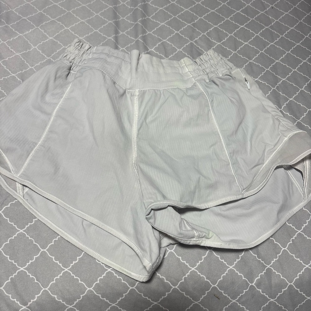 Lululemon hotty hots size 4 HR 2.5
